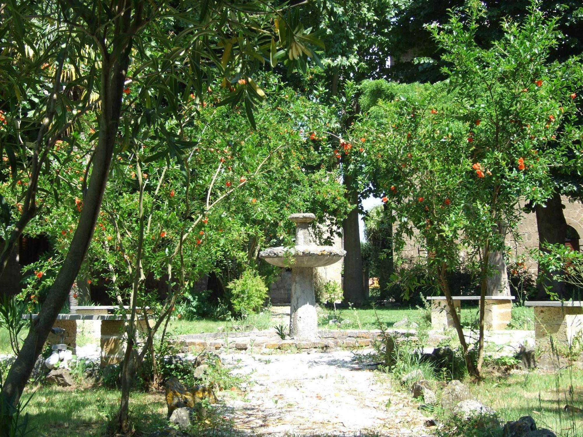 Aparthotel Antico Borgo La Commenda Montefiascone Exteriér fotografie