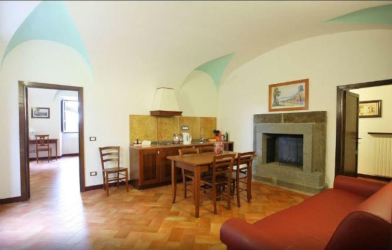Aparthotel Antico Borgo La Commenda Montefiascone Exteriér fotografie
