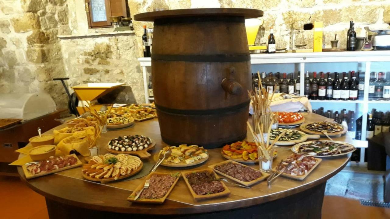 Aparthotel Antico Borgo La Commenda Montefiascone Exteriér fotografie